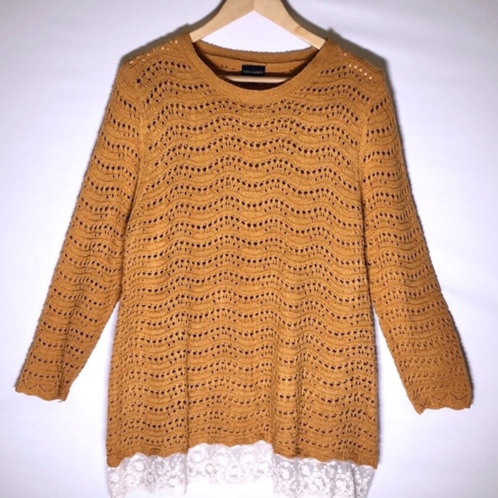 COCO+CARMEN CROCHET KNIT SWEATER LACE TRIM SIZE M